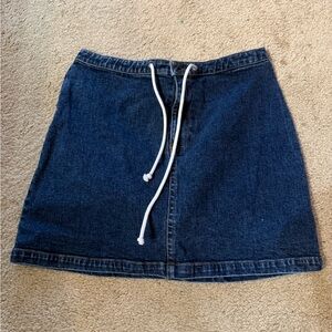 Tommy Hilfiger short denim skirt